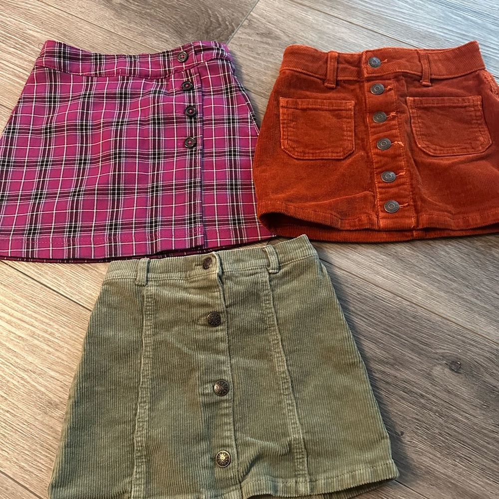 Bundle of skirts for little girl